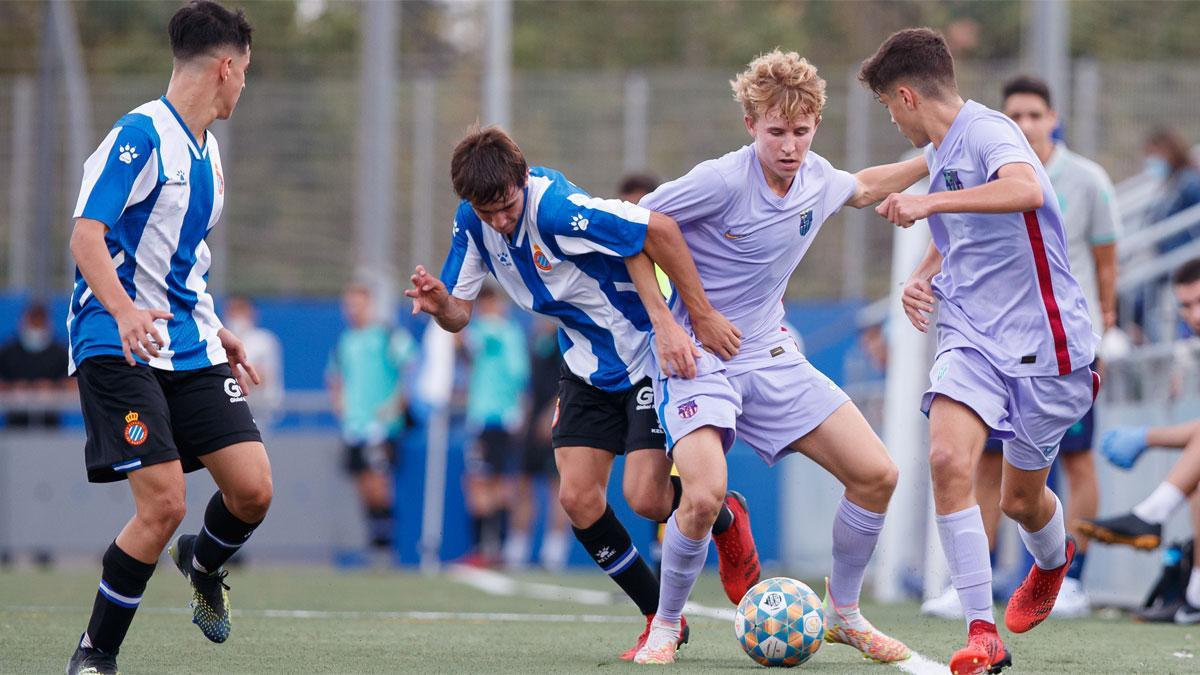 ATLUTD signs Adrián Gill